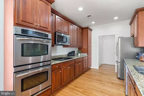 Kitchen - 6029 Calumet Ct, Gainesville, VA 20155 photo 1 of 4