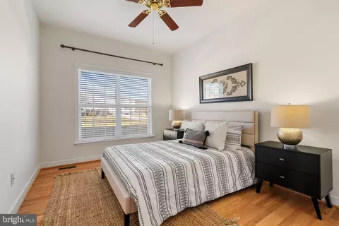 Bedroom - 6029 Calumet Ct, Gainesville, VA 20155 photo 3 of 5