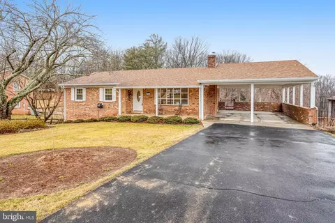 9808 Evans Ford Rd, Manassas, VA 20111