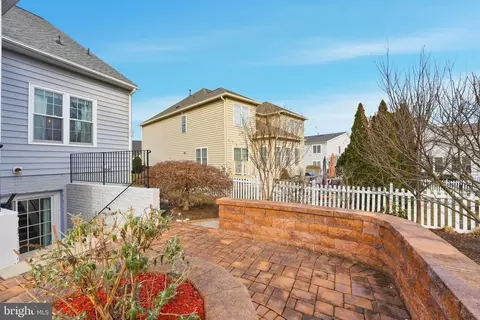 Exterior - 13141 Triple Crown Loop, Gainesville, VA 20155 photo 13 of 14