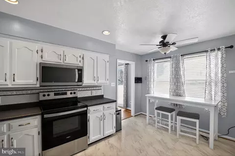 Other - 4807 Executive Dr, Gainesville, VA 20155 photo 2 of 15