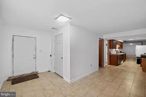 Entry Way - 4807 Executive Dr, Gainesville, VA 20155 photo 1 of 1