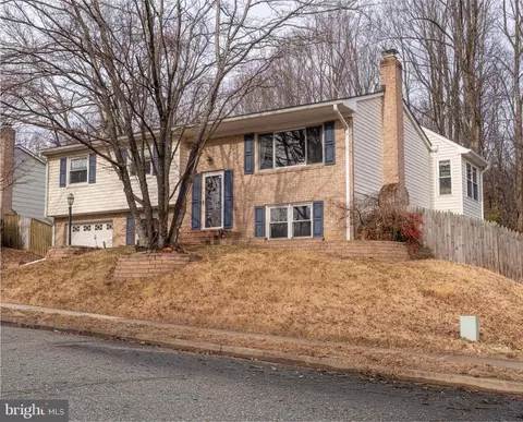 13475 Keytone Rd, Woodbridge, VA 22193