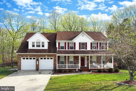 13537 Pace Ct, Woodbridge, VA 22193