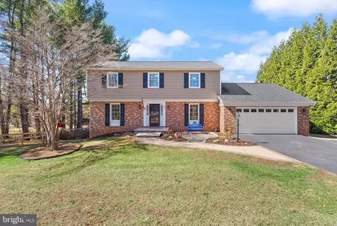 4354 Misty Ridge Dr, Haymarket, VA 20169
