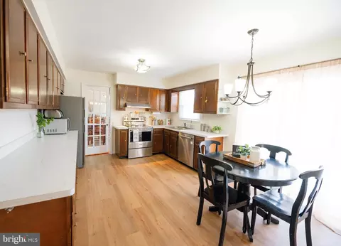 Kitchen - 7910 Guy Dr, Manassas, VA 20111 photo 1 of 5