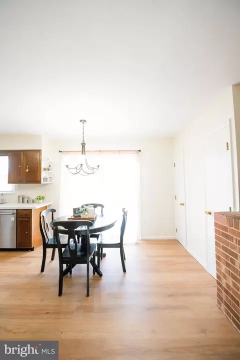 Dining - 7910 Guy Dr, Manassas, VA 20111 photo 1 of 3