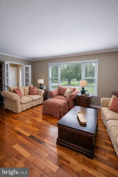 Living - 7910 Guy Dr, Manassas, VA 20111 photo 1 of 2