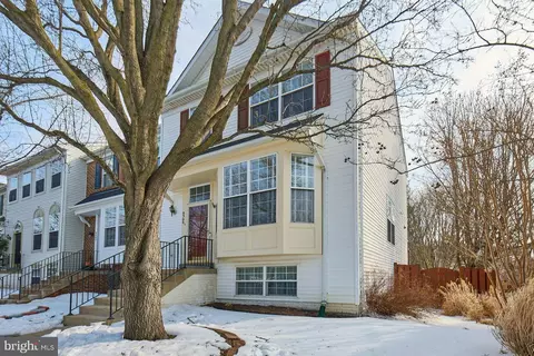 Exterior - 8300 Wallace Ln, Manassas, VA 20109 photo 3 of 14