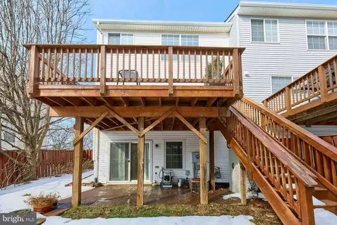 Exterior - 8300 Wallace Ln, Manassas, VA 20109 photo 7 of 14