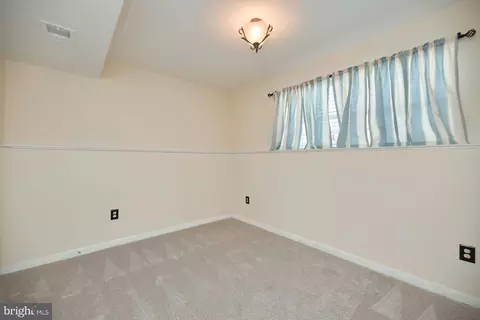 Bedroom - 8300 Wallace Ln, Manassas, VA 20109 photo 8 of 9