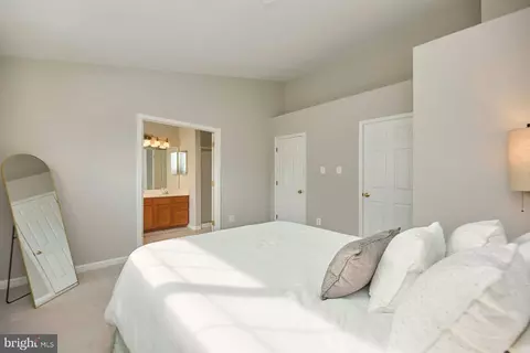 Bedroom - 8300 Wallace Ln, Manassas, VA 20109 photo 3 of 9