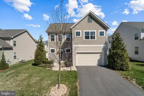 12172 Aster Rd, Bristow, VA 20136