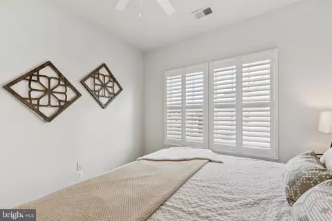 7416 Brunson Cir, Gainesville, VA 20155 photo 23
