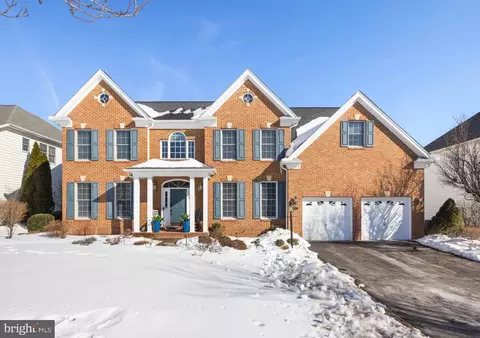 5029 Warwick Hills Ct, Haymarket, VA 20169