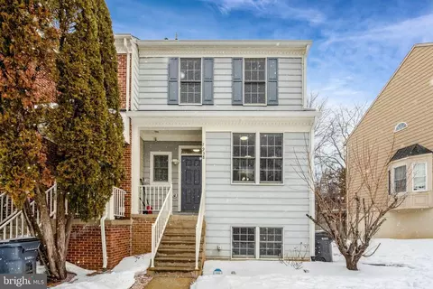 7938 Blue Gray Cir, Manassas, VA 20109