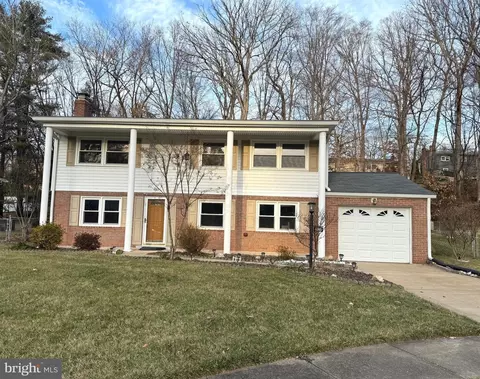 4765 Lupino Ct, Woodbridge, VA 22193