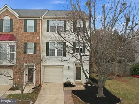 6992 Manahoac Pl, Gainesville, VA 20155