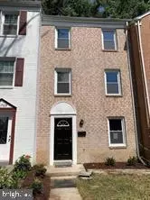 16707 Chowning Ct, Woodbridge, VA 22191