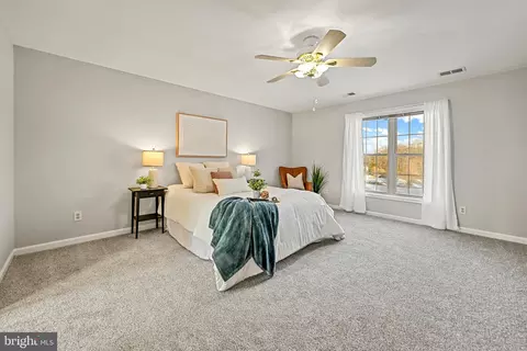 Bedroom - 10449 Pineview Rd, Manassas, VA 20111 photo 1 of 7
