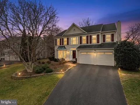 8191 Lone Oak Ct, Manassas, VA 20111
