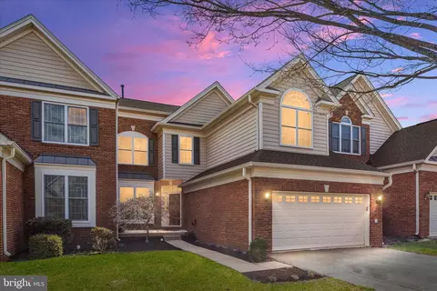 5711 Amelia Springs Cir, Haymarket, VA 20169