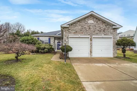 3741 Russett Maple Ct, Dumfries, VA 22025
