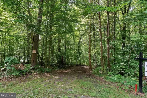 9671 Marlette Dr, Nokesville, VA 20181