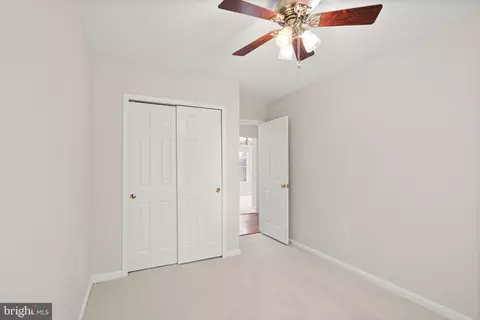 Bedroom - 8144 Tall Timber Dr, Gainesville, VA 20155 photo 5 of 9