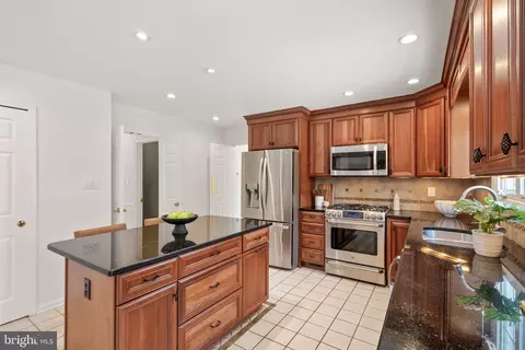 Kitchen - 8144 Tall Timber Dr, Gainesville, VA 20155 photo 1 of 6