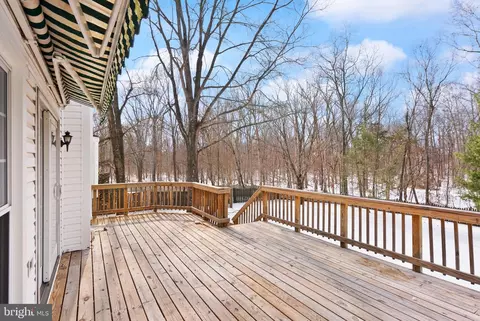 Exterior - 8144 Tall Timber Dr, Gainesville, VA 20155 photo 6 of 17