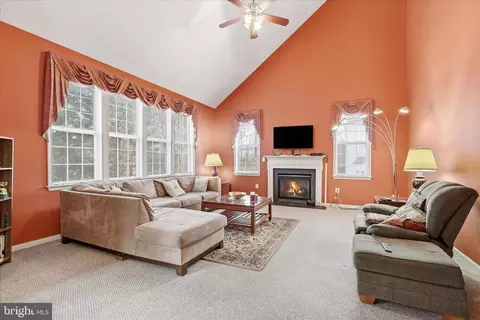 1805 Efty Ct, Woodbridge, VA 22191 photo 12