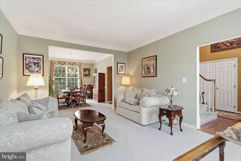 1805 Efty Ct, Woodbridge, VA 22191 photo 3
