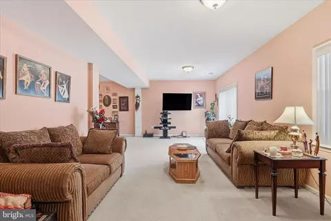 1805 Efty Ct, Woodbridge, VA 22191 photo 27