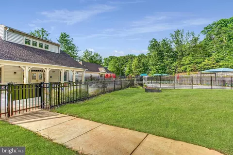 1805 Efty Ct, Woodbridge, VA 22191 photo 38
