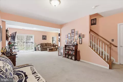 1805 Efty Ct, Woodbridge, VA 22191 photo 24