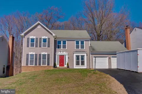 13574 Castlebridge Ln, Woodbridge, VA 22193