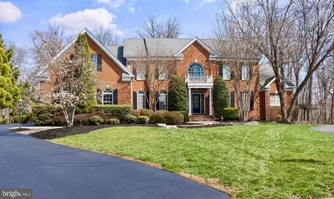 5801 Malvern Hill Ct, Haymarket, VA 20169