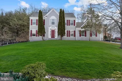 3696 Wertz Dr, Woodbridge, VA 22193
