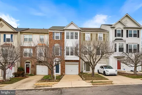 11525 Bertram St, Woodbridge, VA 22192