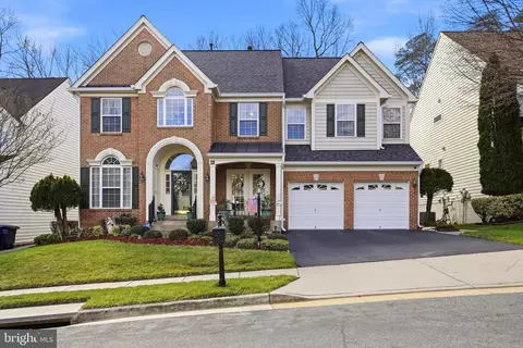 13021 Lashmere Ct, Woodbridge, VA 22192