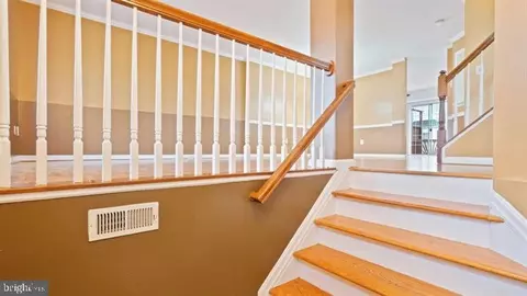8519 Tackhouse Loop, Gainesville, VA 20155 photo 5