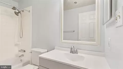 8519 Tackhouse Loop, Gainesville, VA 20155 photo 31