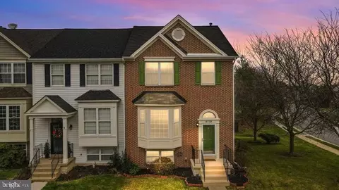 8519 Tackhouse Loop, Gainesville, VA 20155 photo 2