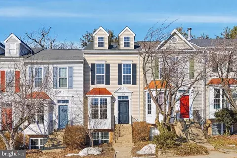 4218 Ashmere Cir, Dumfries, VA 22025