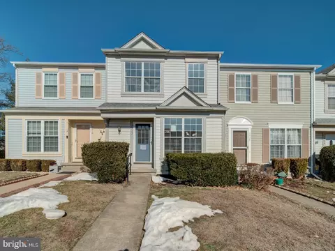1912 Beegee Ct, Woodbridge, VA 22192