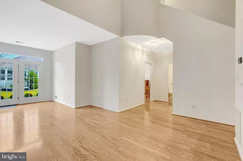 13986 Chelmsford Dr, Gainesville, VA 20155 photo 4