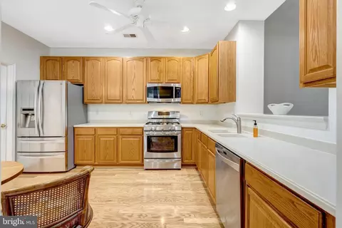 13986 Chelmsford Dr, Gainesville, VA 20155 photo 3