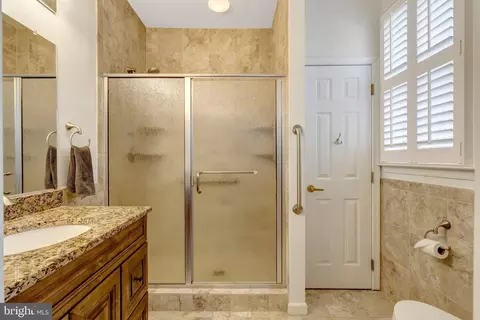 13986 Chelmsford Dr, Gainesville, VA 20155 photo 12