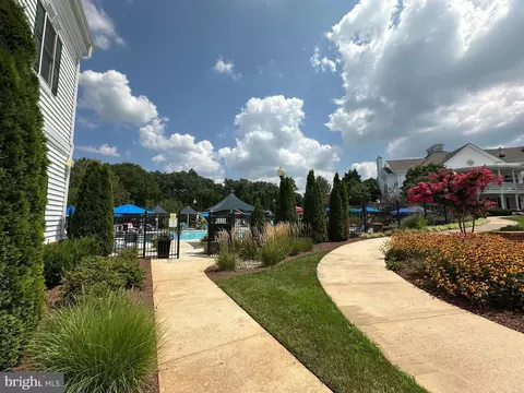 13986 Chelmsford Dr, Gainesville, VA 20155 photo 57